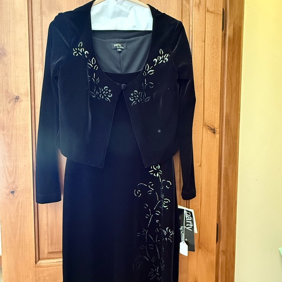 Black Velvet Dress and Jacket Set - Picture 1 of 3
